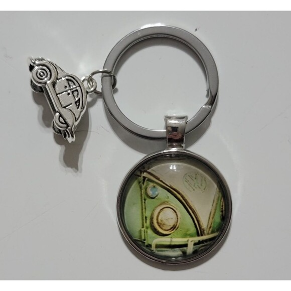 Volkswagen VAN SAMBA Vintage Hippie Peace Sign Bus Beetle Bug Keychain Green - Picture 1 of 1